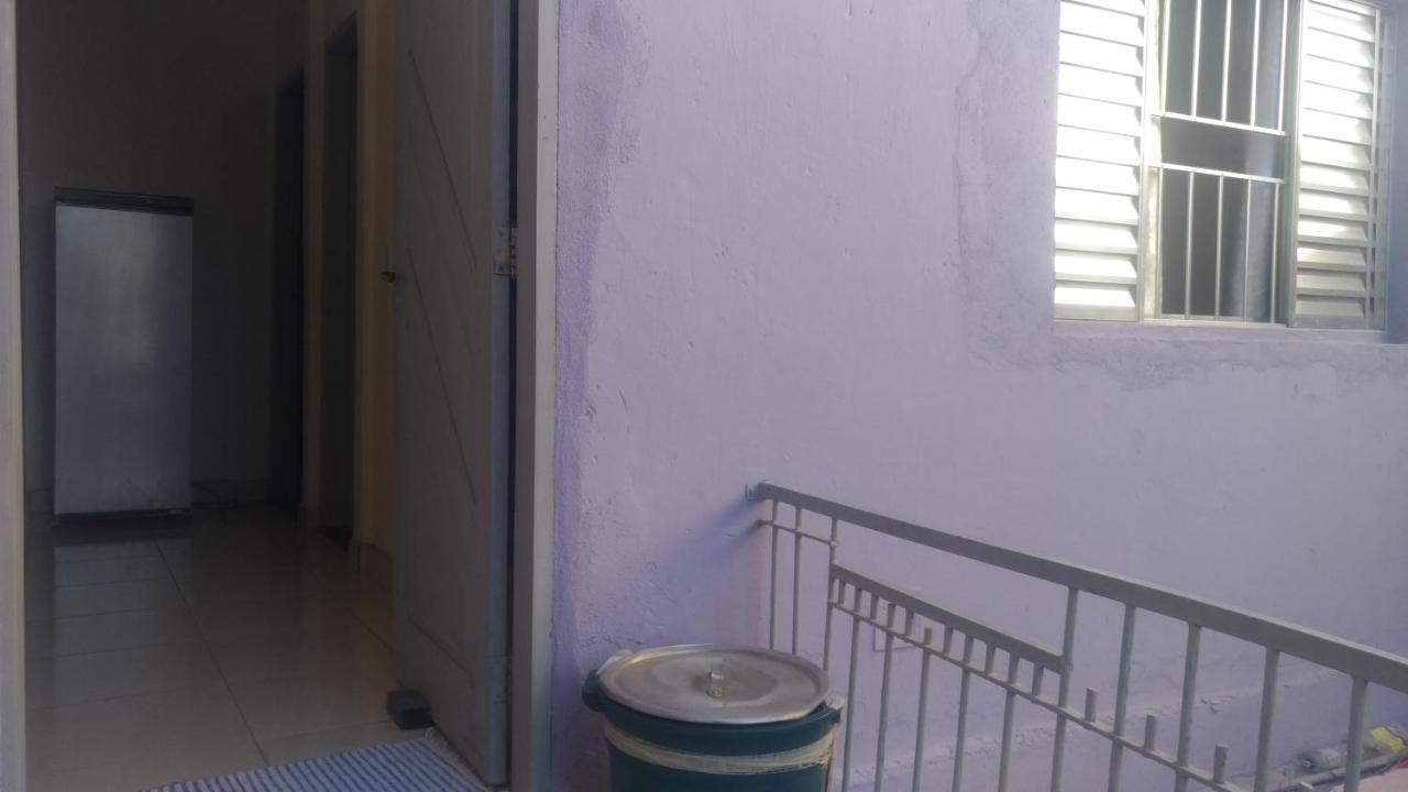 Hostel Familia Quartos Privado Proximo Aeroporto Int Guarulhos Sp Taxi 24 Hrs Luaran gambar